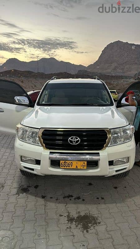 Toyota Land Cruiser 2009 v6 تويوتا وكالة عماني 9