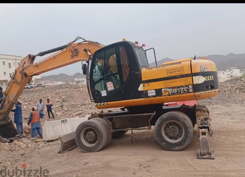 للايجار حفار واطارات for rent chain excavator جي سي بي  شيول 5