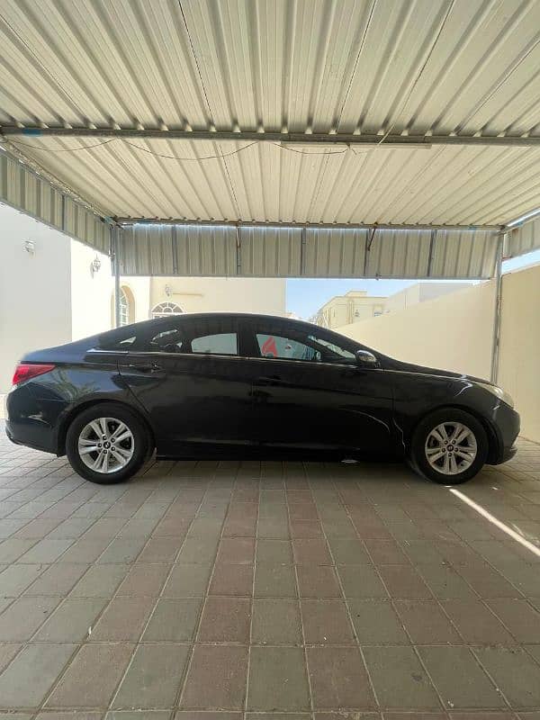 Hyundai Sonata 2013 1