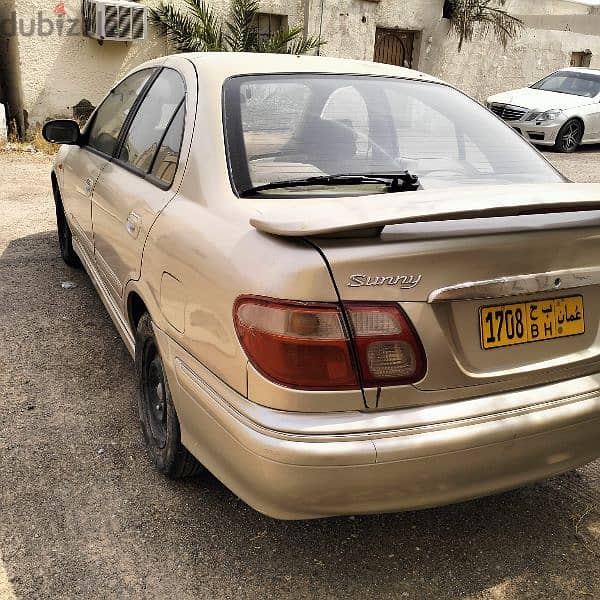 Nissan Sunny 2001 1