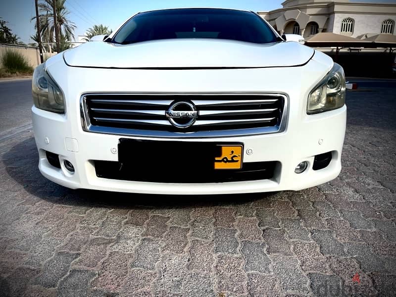 Nissan Maxima 2012 1