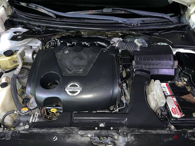 Nissan Maxima 2012 4