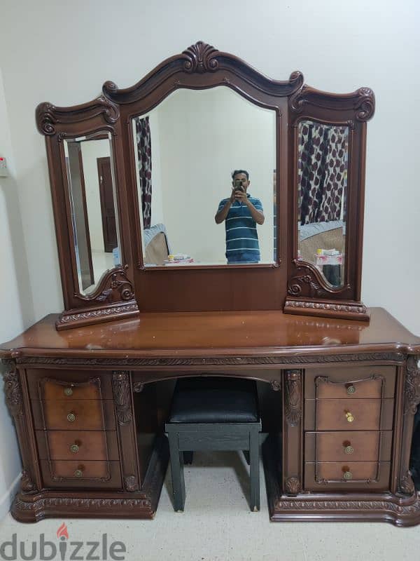 big dressing table 1