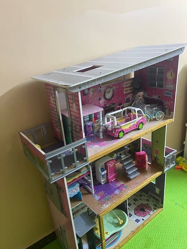 wooden doll house 2