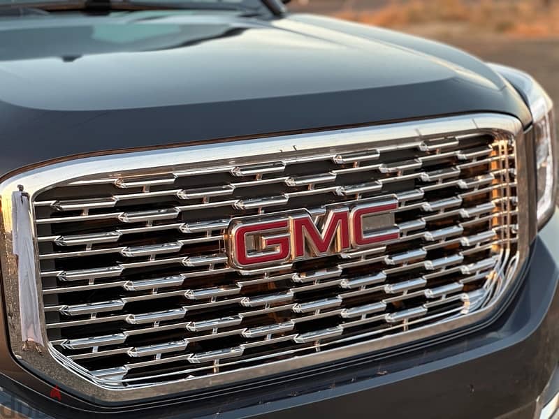 GMC Yukon 2019 17