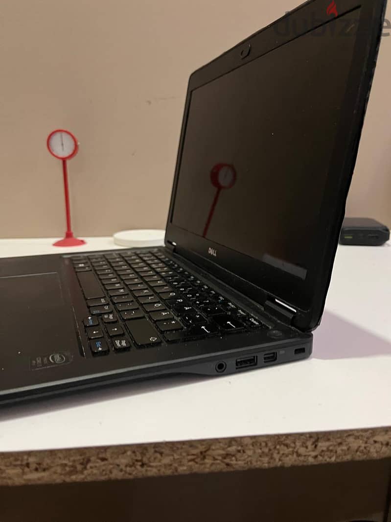 Dell Latitude E7250 1