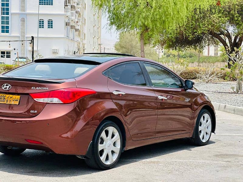 Hyundai Elantra 2014 1