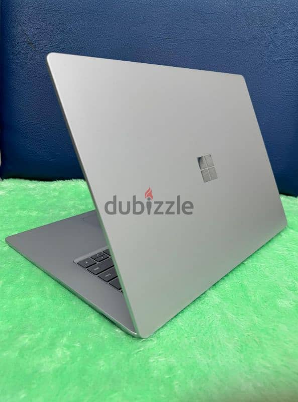 surface I7-10th 16gb 3