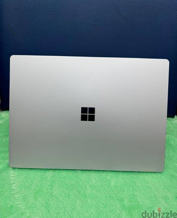 surface I7-10th 16gb 8