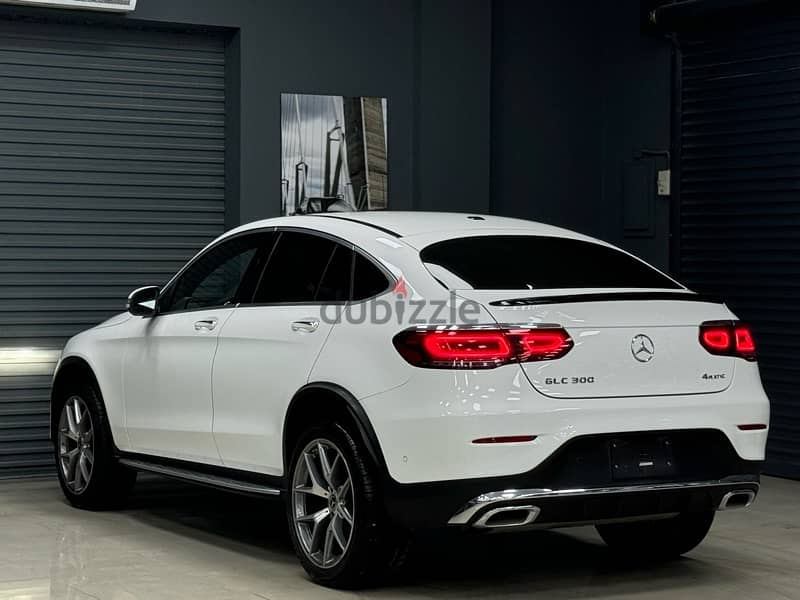 Mercedes-Benz GLC 300 Coupe 2021 3