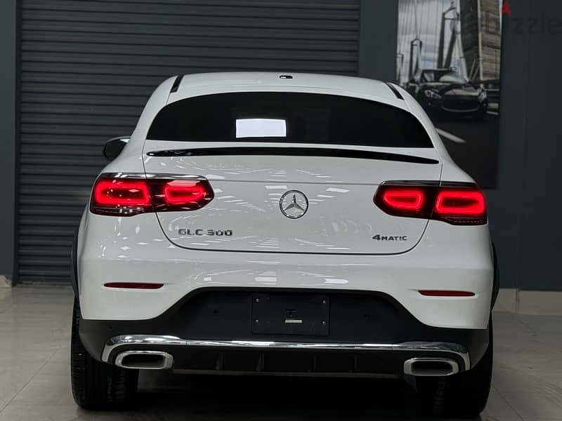 Mercedes-Benz GLC 300 Coupe 2021 4