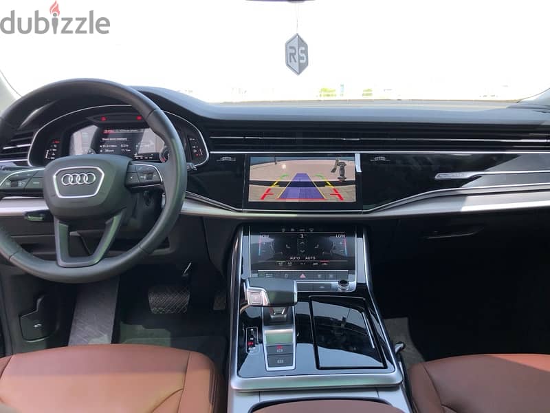 Audi Q8 2023 6