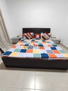 Bedroom Set Bed & Almirah 0