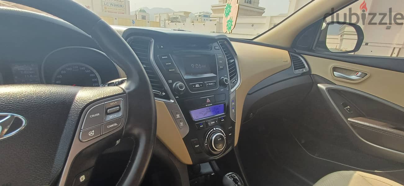 Hyundai Grand Santa Fe 2014 6