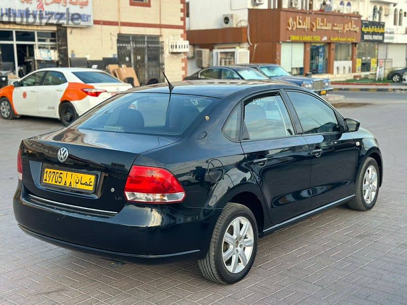 Volkswagen Polo 2013 1