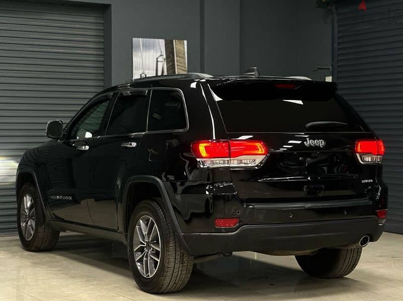 Jeep Grand Cherokee 2020 4