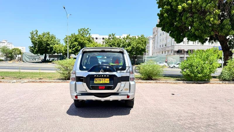 Mitsubishi Pajero 2019 3