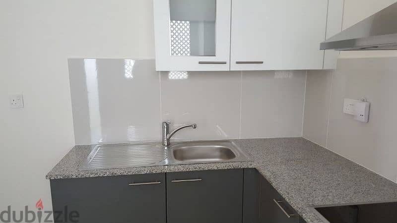 very nice flat in Bader alnhamra 1 bedroom 5