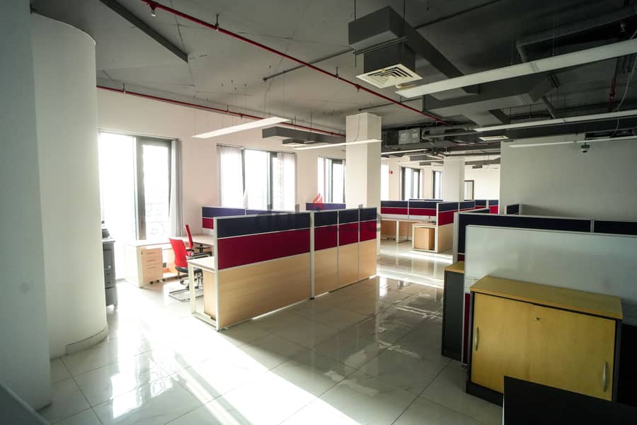 SPACIOUS OFFICE SPACE IN QURUM 1