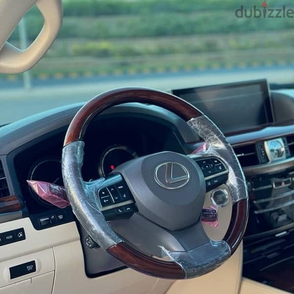 Lexus LX 570 2018 9