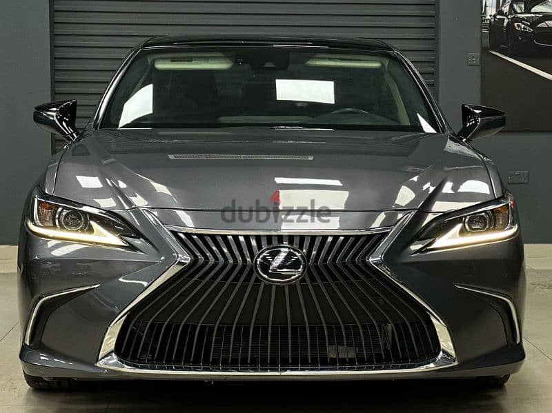 Lexus ES 350 2021 1