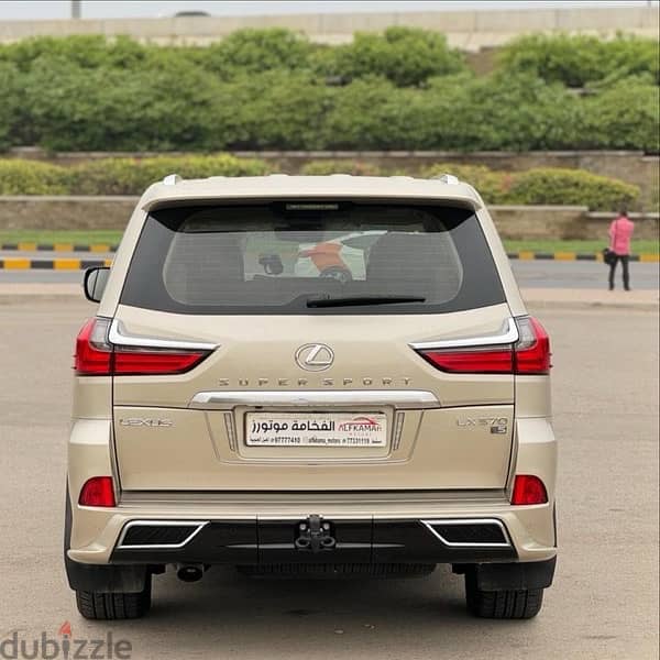 Lexus LX 570 2019 7