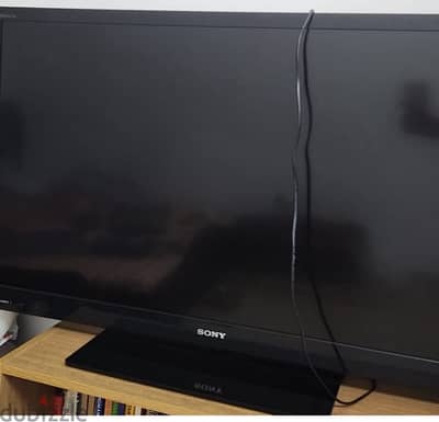 Urgent sell Sony Bravia HD tv in 30