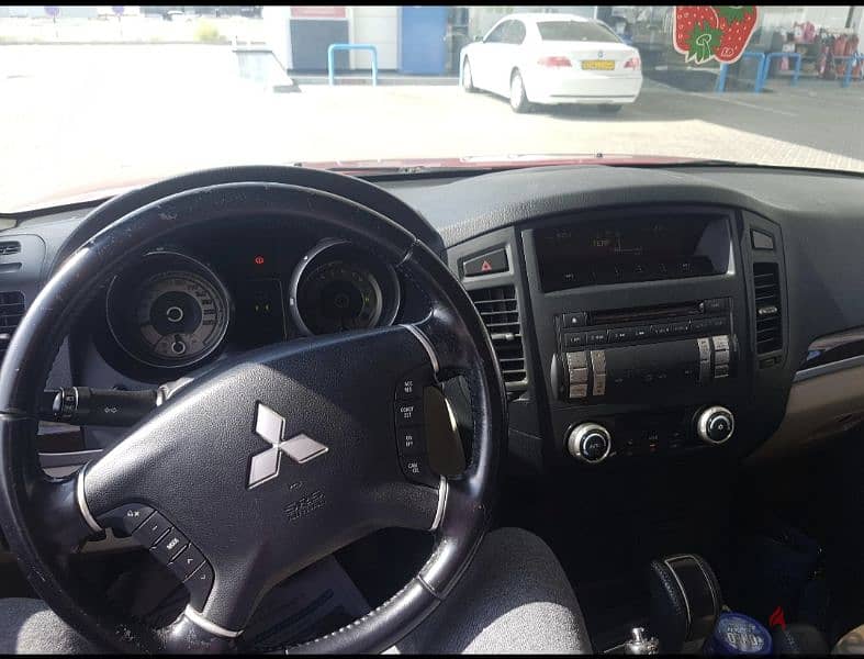 Mitsubishi Pajero 2011 - Well Maintained 2nd Owner 1