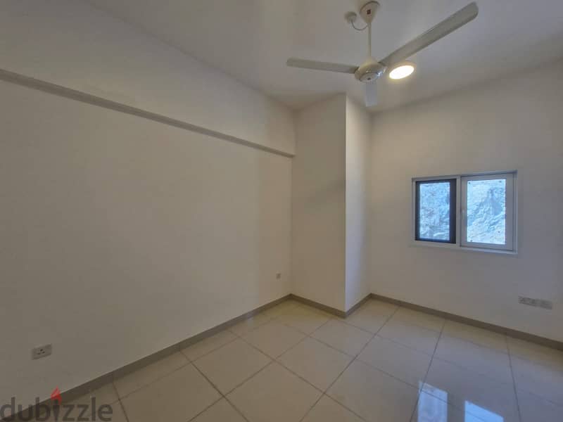 2 BR Lovely Apartment for Rent – Ruwi (Close to OC Centre) 5