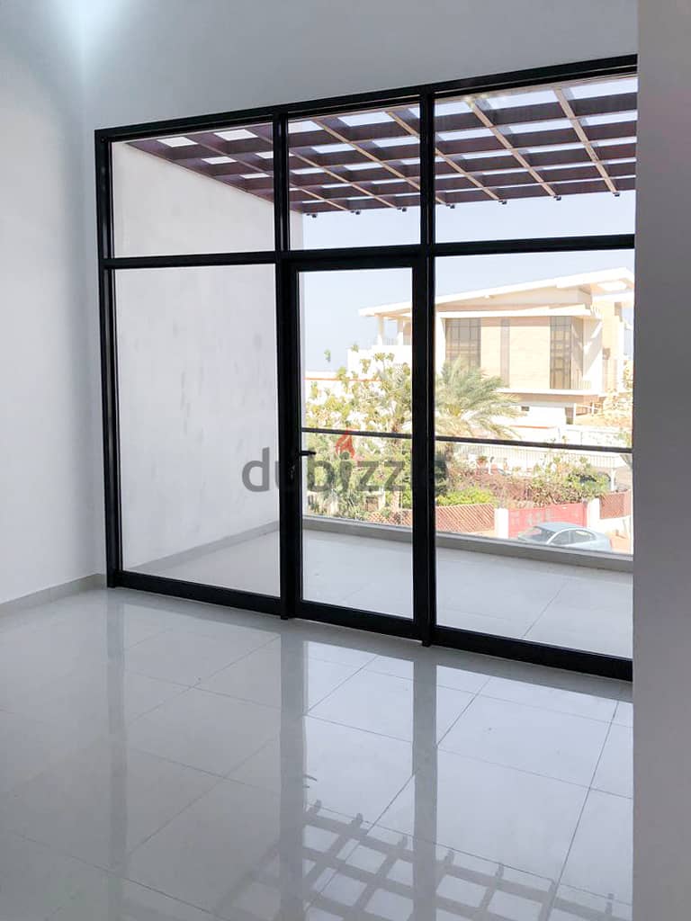 Spacious 4+1 BHK Villa with Indoor Private Pool in MQ PPV218 3