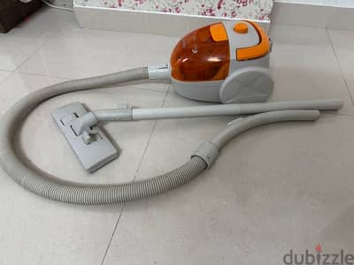 Compact Vacuum cleaner