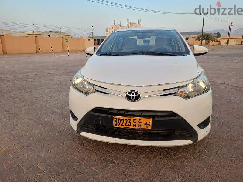 Toyota Yaris 2017 1