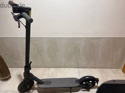 MI Electric Scooter Essential