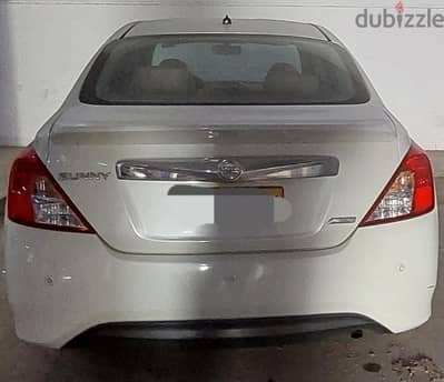 Nissan Sunny 2015