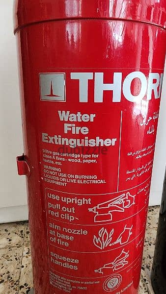 Fire Extinguisher Water and Carbon Dioxide 2