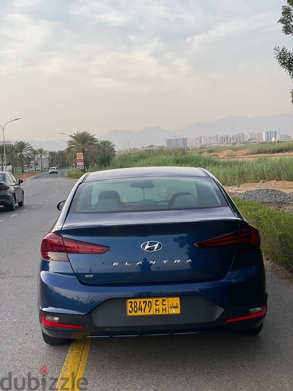 Hyundai Elantra 2020 3