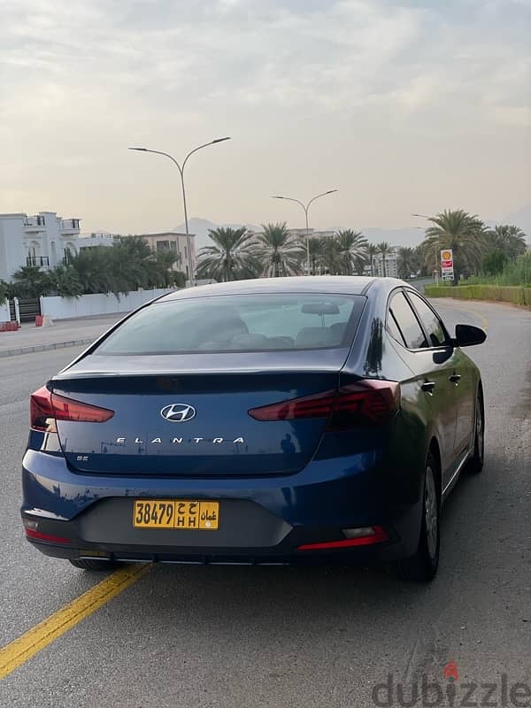 Hyundai Elantra 2020 1