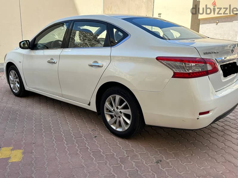 Nissan Sentra 2016 SV - well maintained 1