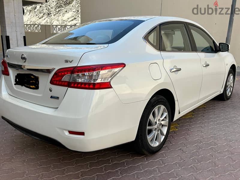 Nissan Sentra 2016 SV - well maintained 2