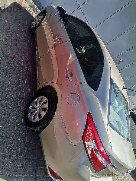 yaris 2017omani car 1.5cc cash or installment first owner 5