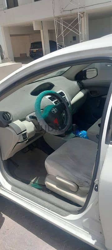 Toyota Yaris 2008 1