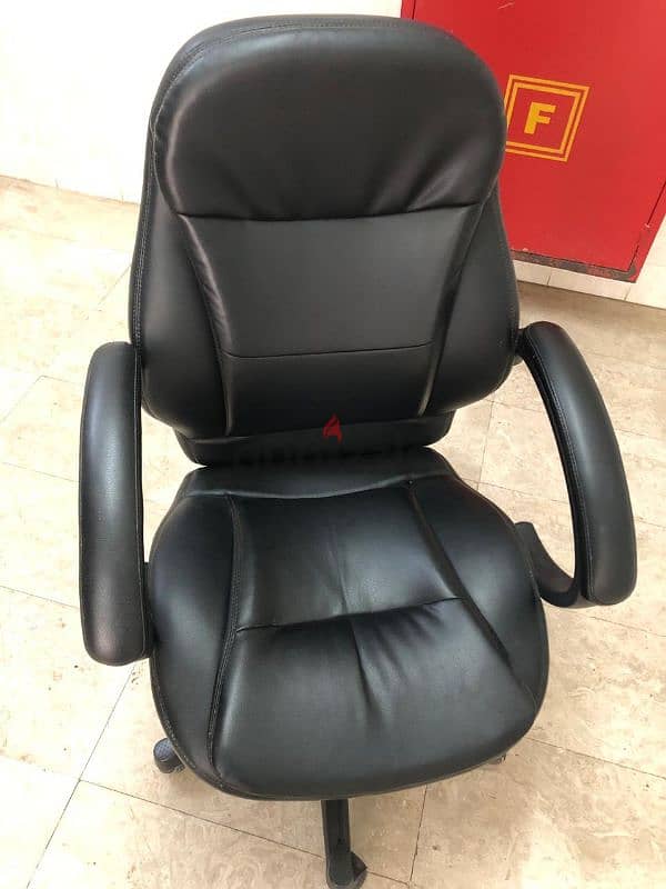 I'm selling my chair 1