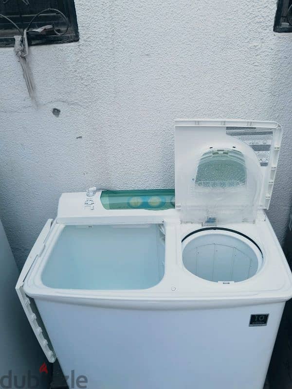 hitachi washing machine 11kg good quality 3