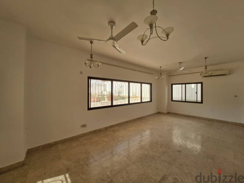 4 BR + 1 Maid's Room Villa with Outdoor Space – Madinat Sultan Qaboos 3