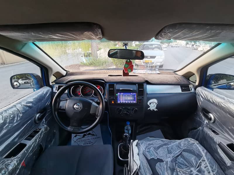 Nissan Versa 2009 Standard 4