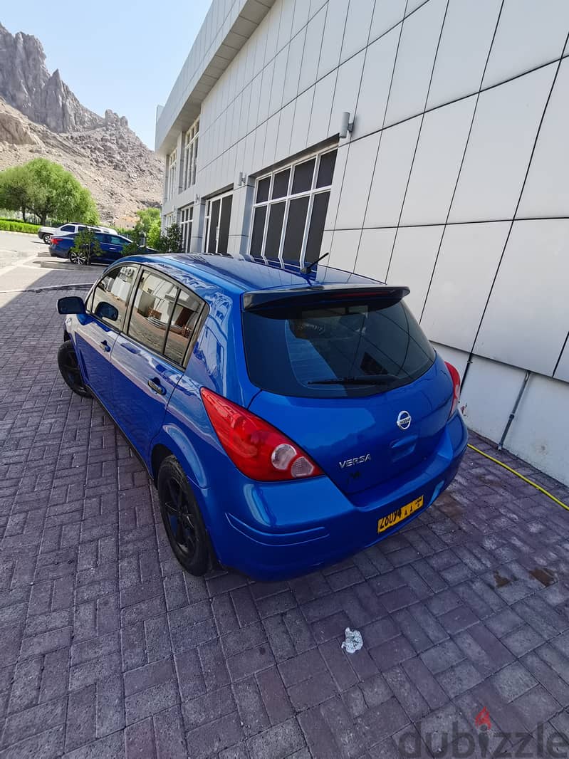 Nissan Versa 2009 Standard 14