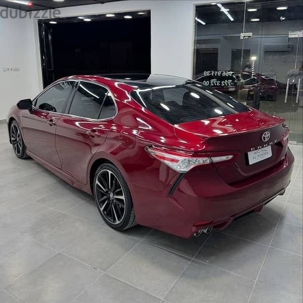 Toyota Camry 2018 3