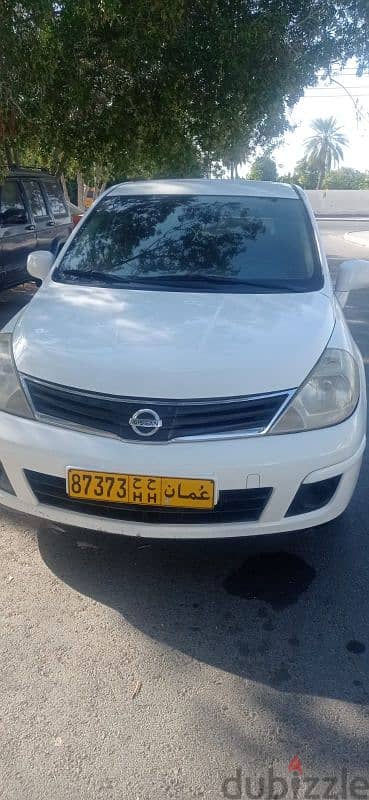 Nissan Tiida 2013 5