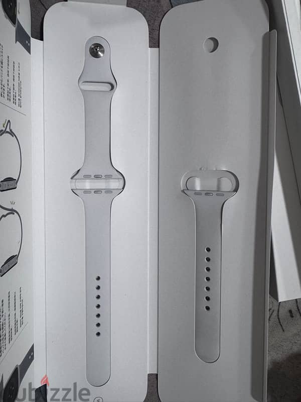 apple  watch series 8 45mm 95% battery 2