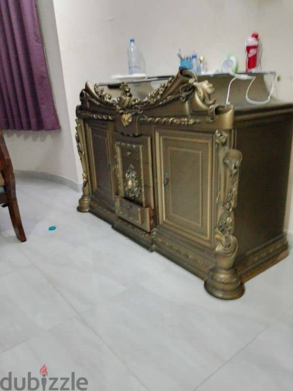 table. for. sale. 1